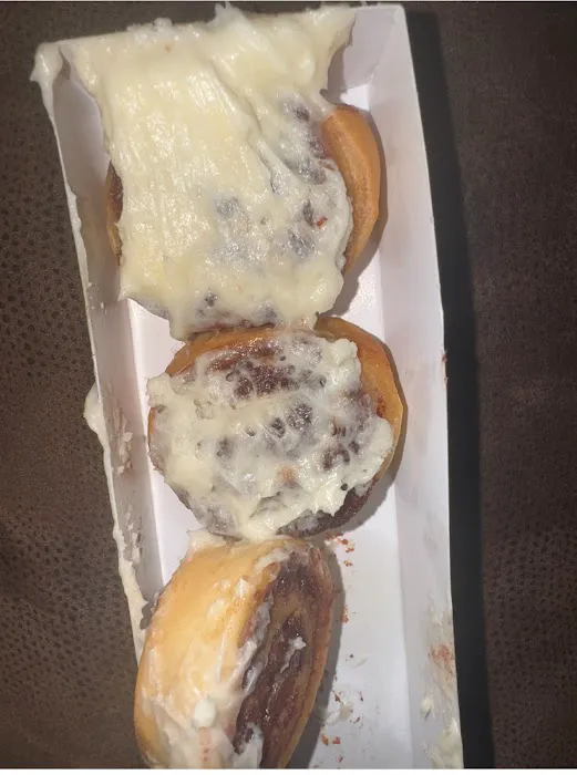 Cinnabon Picture 2