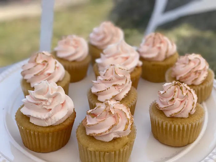 Shirley's treats Picture 1