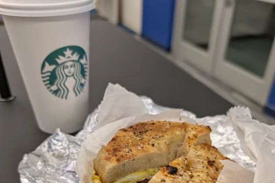 Hole In The Wall Bagels