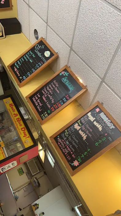 Hole In The Wall Bagels Picture 4