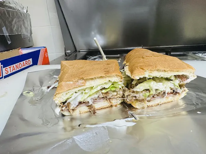 Delicious Foods Bakery Picture 8