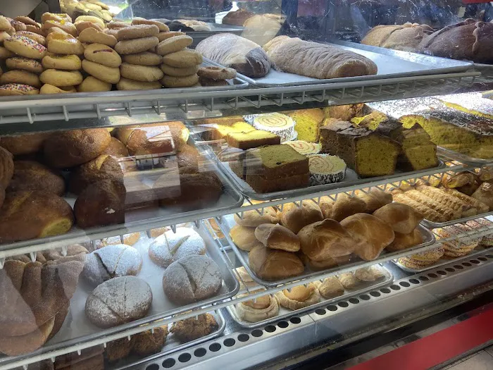 Gaby's Bakery Picture 5