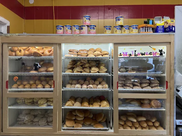 Gaby's Bakery Picture 4