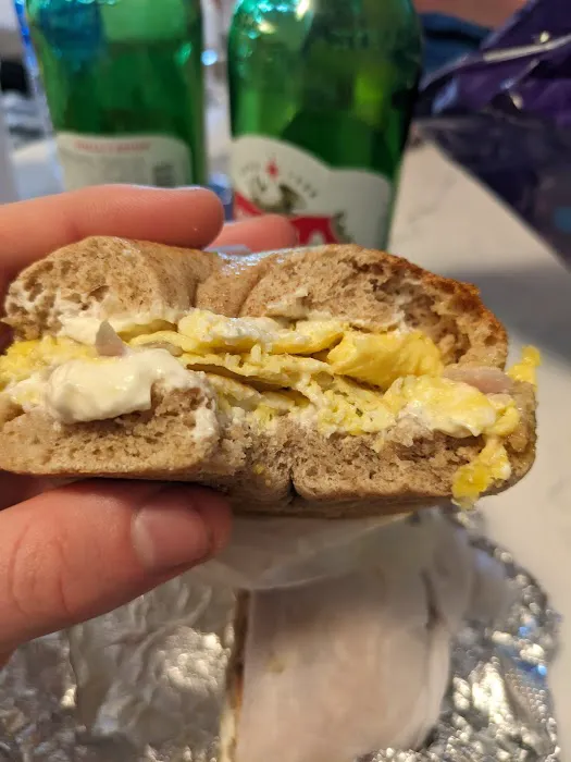 Mordy's Kosher Bakery and Cafe Picture 1