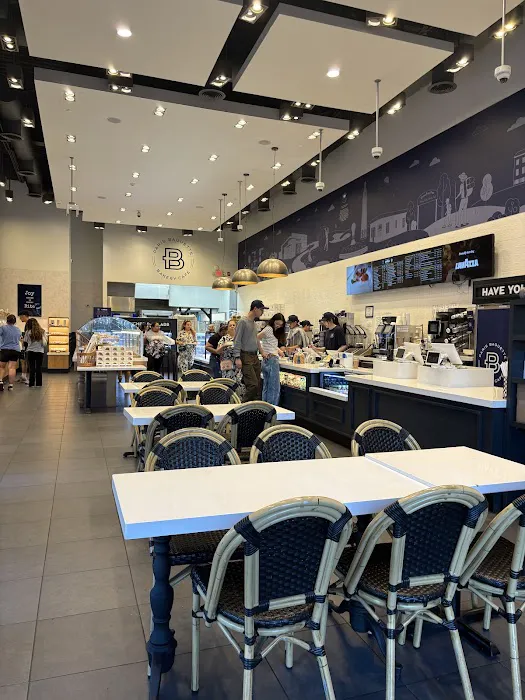 Paris Baguette Picture 2