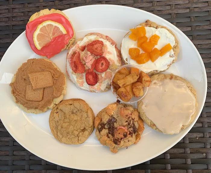 Mik 'N Aly's Desserts Picture 8