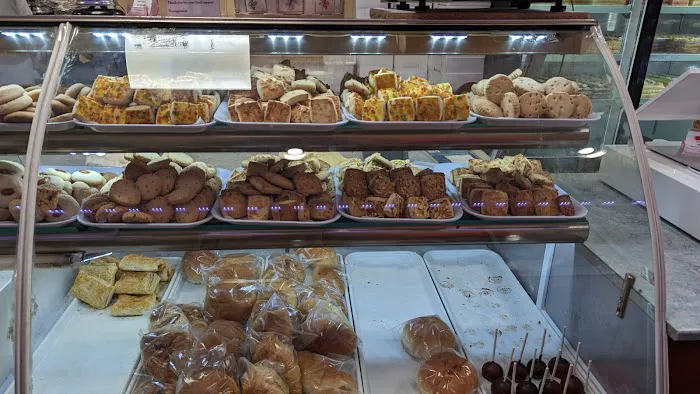 Hot Breads Picture 4