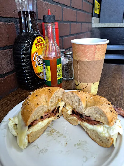 Bagel Market Deli & Grill Picture 4