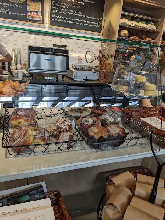 LiLLiPiES Bakery Picture 1