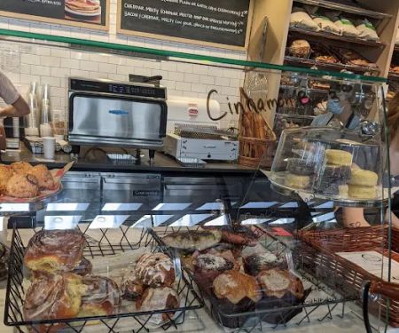 LiLLiPiES Bakery