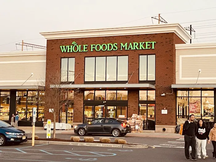 Whole Foods Bakery Picture 2