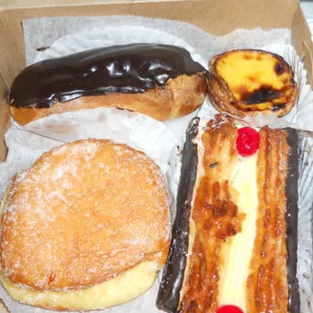 Suissa Bakery & Coffee Shop Picture 1