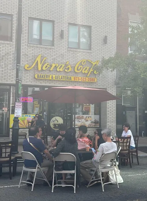 Nora's Cafe, Bakery & Gelateria Picture 5