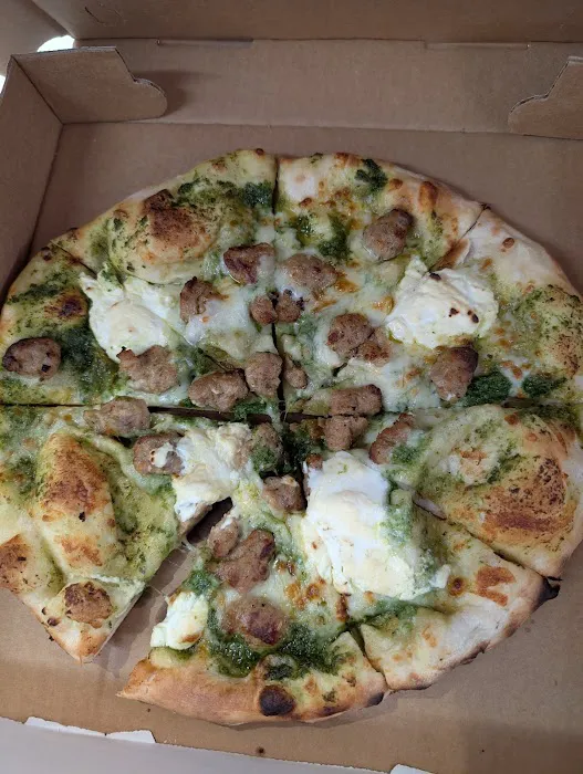 UPTOP PIZZERIA Picture 1