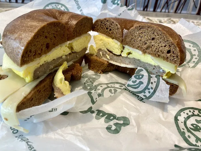 Ess-a-Bagel Picture 4