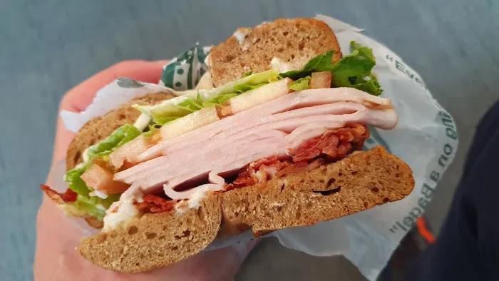 Ess-a-Bagel Picture 2