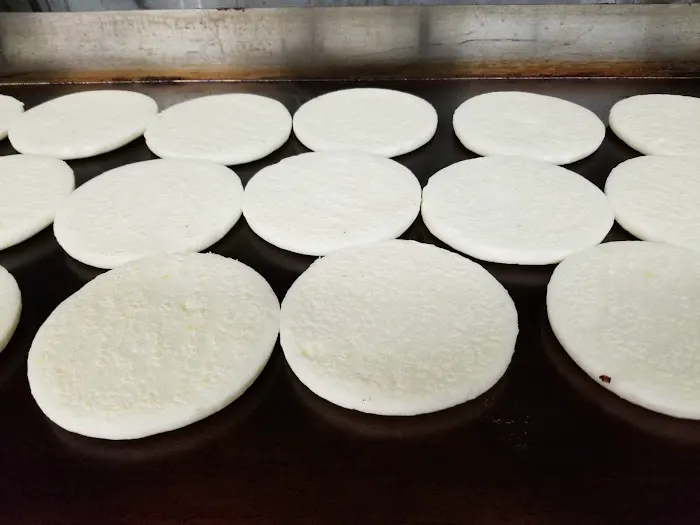 La Ricura Bakery Picture 2