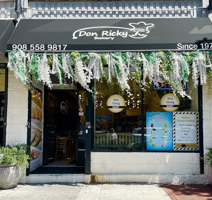 Don Ricky Colombian Bakery Picture 3