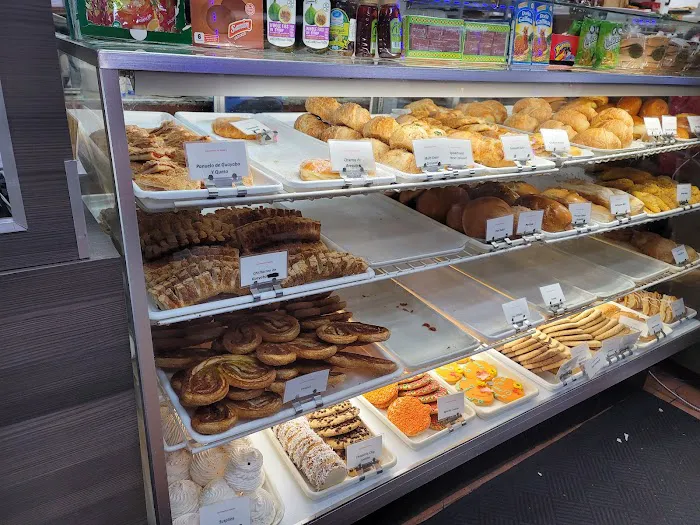 Las Américas Bakery Picture 2