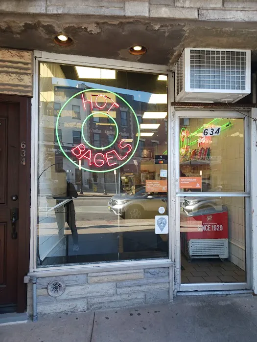 Hoboken Hot Bagels Picture 6