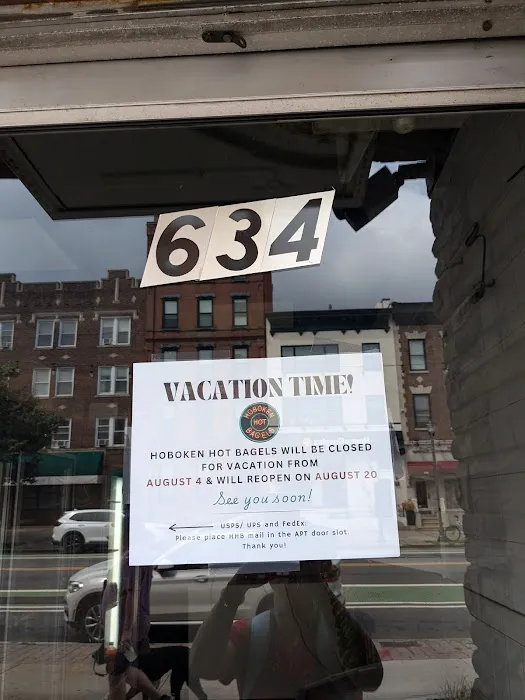 Hoboken Hot Bagels Picture 9