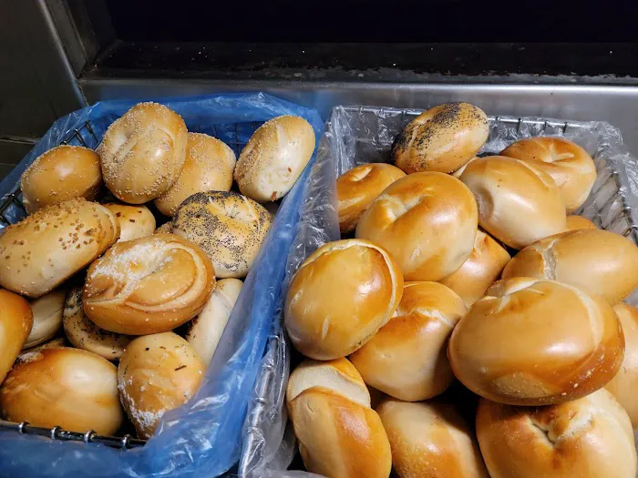 Toasted Bagels & Deli Picture 5
