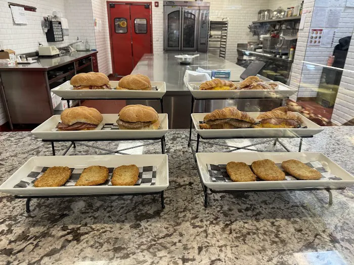 Carlo's Bakery Cake Headquarters Picture 8