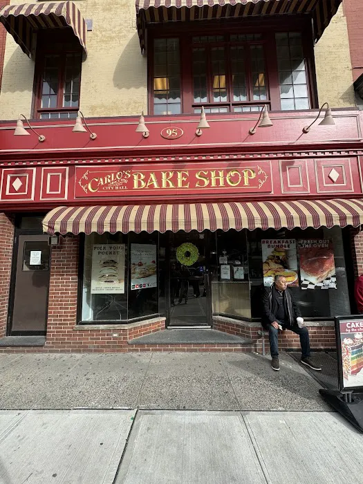 Carlo's Bakery Cake Headquarters Picture 7