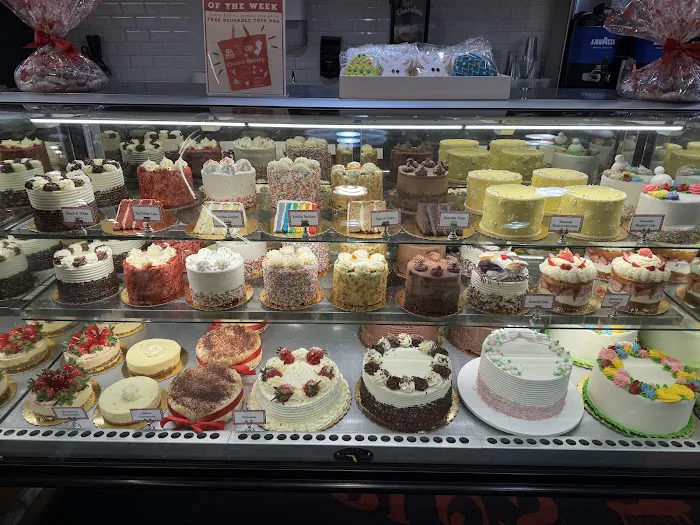 Carlo's Bakery Cake Headquarters Picture 6