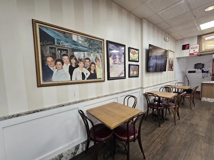 Carlo's Bakery Cake Headquarters Picture 5