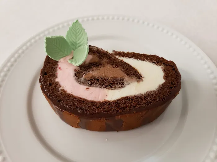Kathy's Cakes and Big Dipper Ice Cream Picture 5