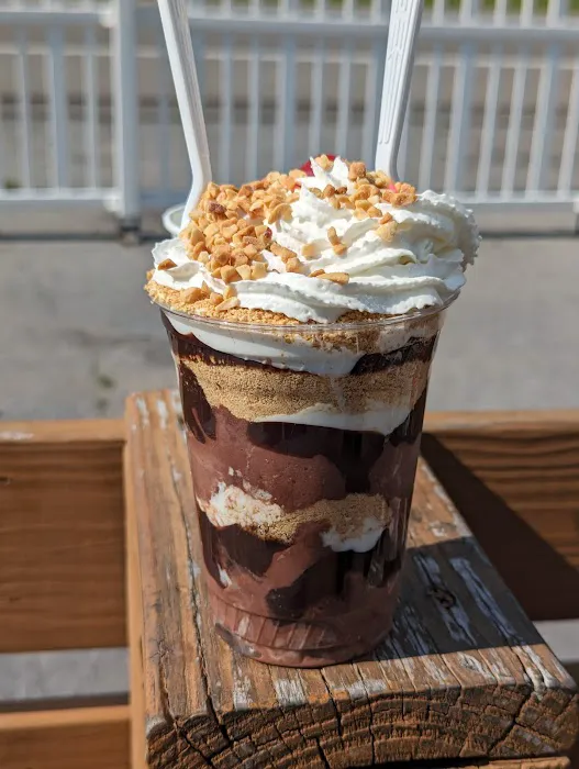 Kathy's Cakes and Big Dipper Ice Cream Picture 7