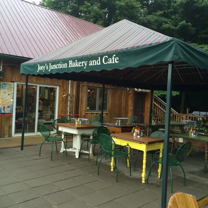 Joey’s Junction Bakery and Cafe Picture 8