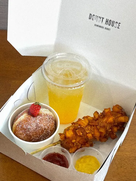 DONUT HOUSE (BRIOCHE & MOCHI) (BERWYN) Picture 4