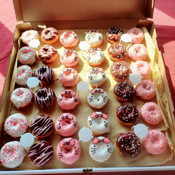 Rose's Little Donuts Picture 5