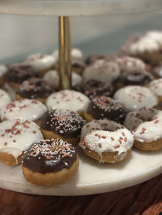 Rose's Little Donuts Picture 10