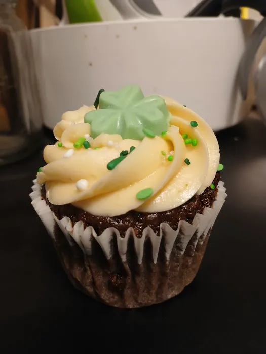Sweet Shenanigans Cupcakery Picture 2