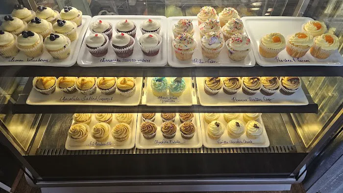 Sweet Shenanigans Cupcakery Picture 6