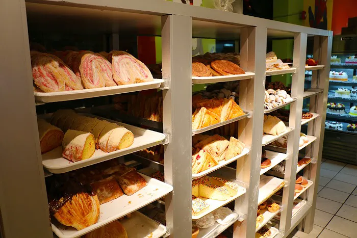 Eli's Bakery Cafe Picture 8