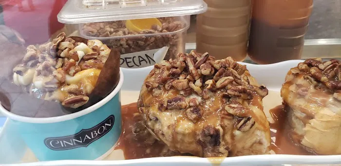 Cinnabon Picture 6