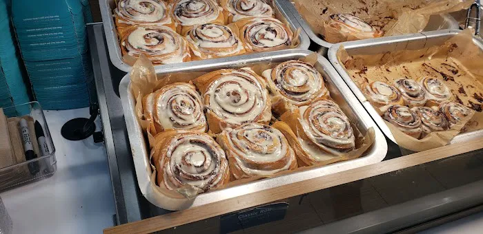 Cinnabon Picture 7