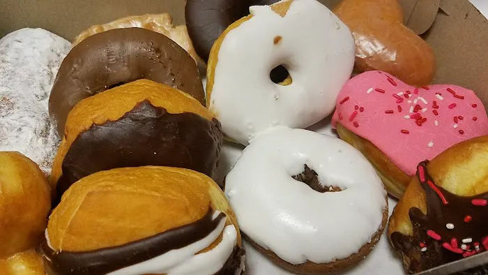 Suzy Jo Donuts Picture 3