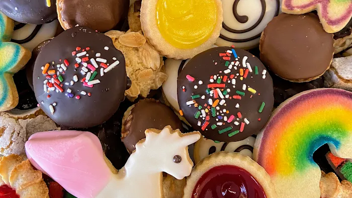 Roma Bakery Pastry Shop Picture 10