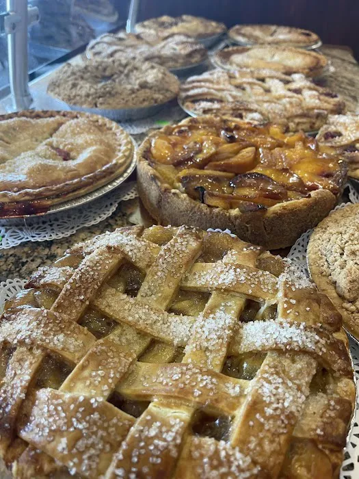 Maryanne Pastry Shoppe Picture 5