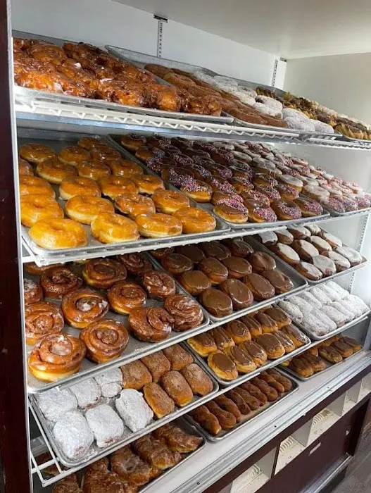 Maryanne Pastry Shoppe Picture 3