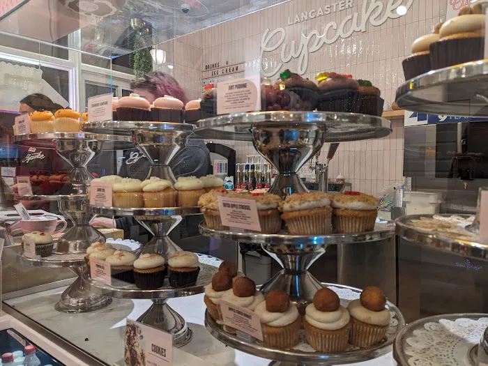 Lancaster Cupcake Picture 5