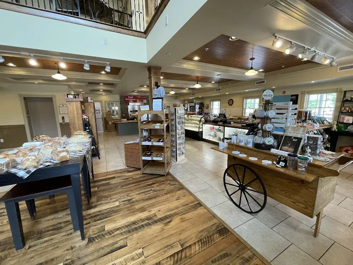 Bird-in-Hand Bakery & Cafe Picture 6