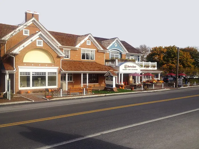 Bird-in-Hand Bakery & Cafe Picture 2