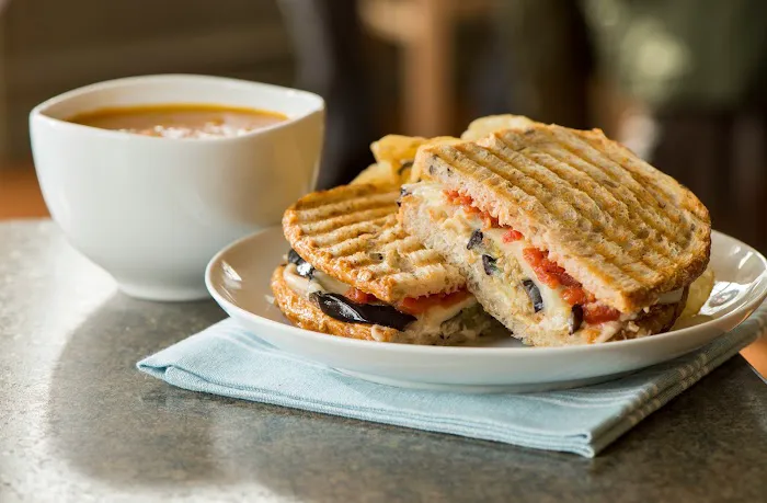 Bird-in-Hand Bakery & Cafe Picture 5