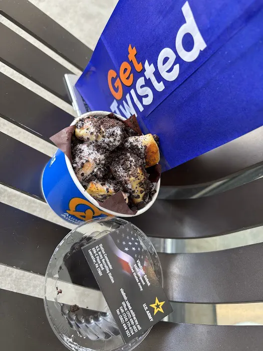 Auntie Anne's Picture 2